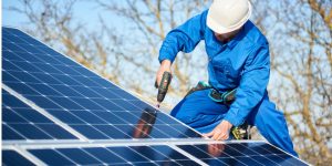 Installation Maintenance Panneaux Solaires Photovoltaïques à Saint-Ferme